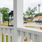 Trendy Historical Home Near Downtown Attractions