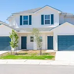 Gorgeous, Brand New 3 Bedrooms Home- Built 2024, Near Seaworld & Lackland Afb