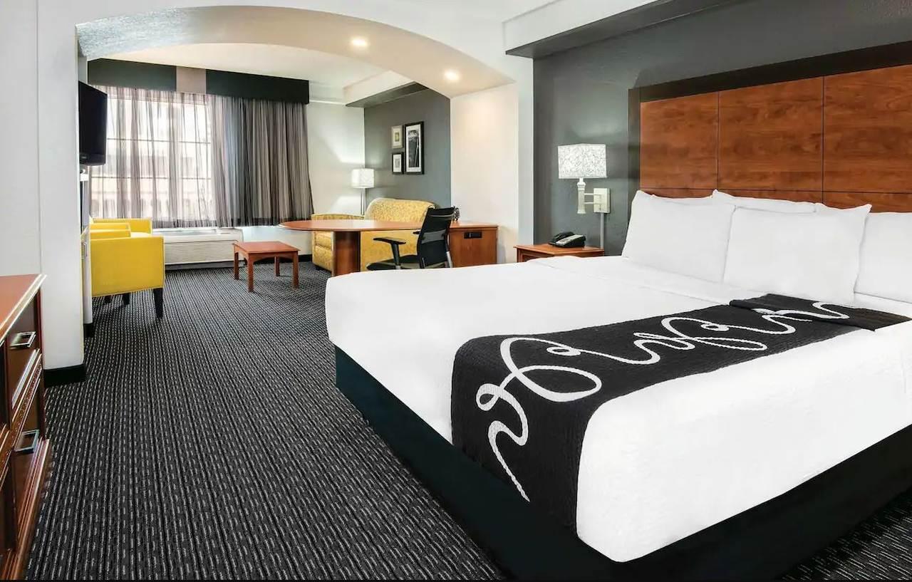 La Quinta & By Wyndham Riverwalk 3*