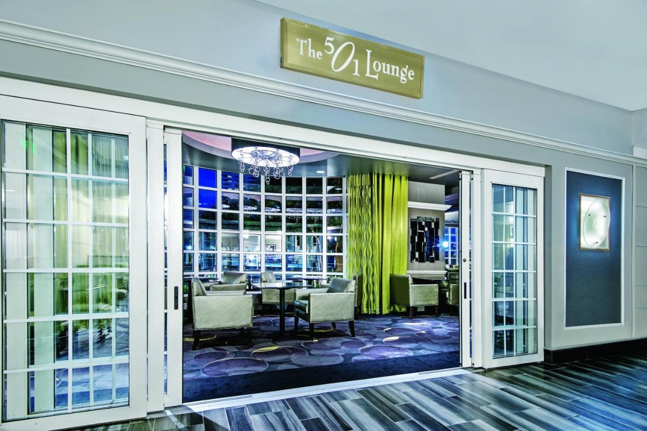 Hotel La Quinta & By Wyndham Riverwalk San Antonio
