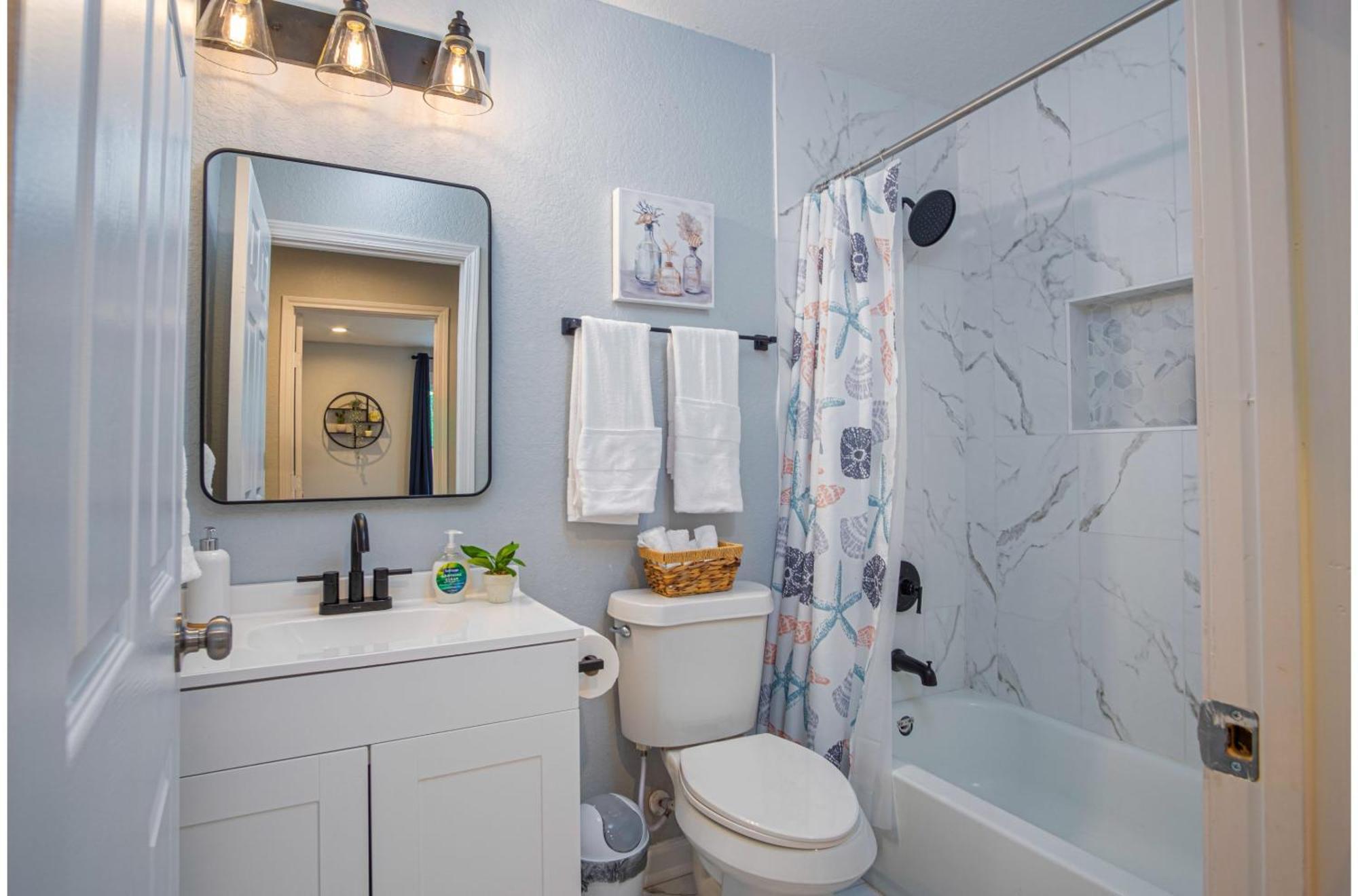 Trendy Historical Near Downtown Attractions Holiday home