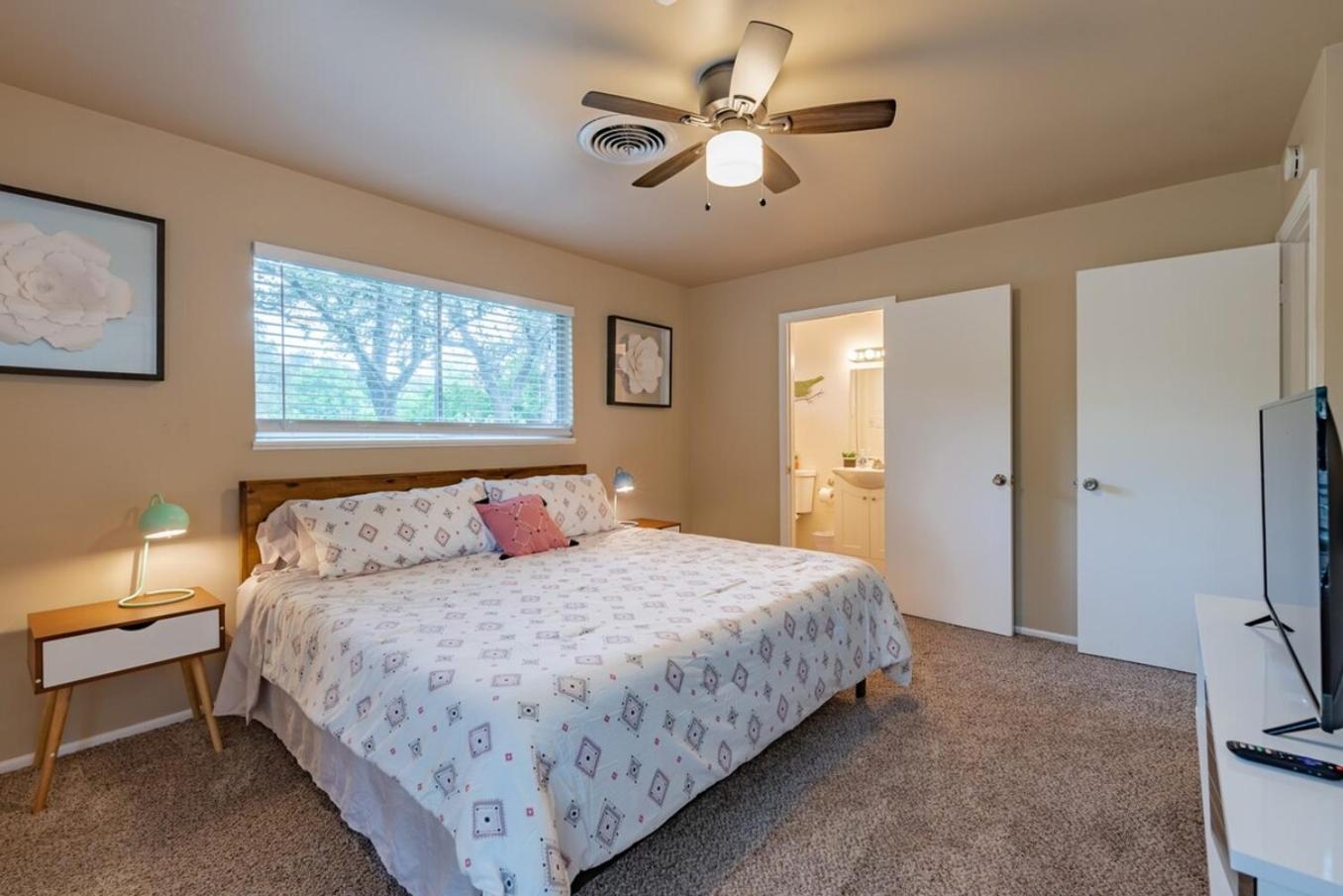 Holiday home Texas Vacation Home, Game & Pool By Sixflags San Antonio