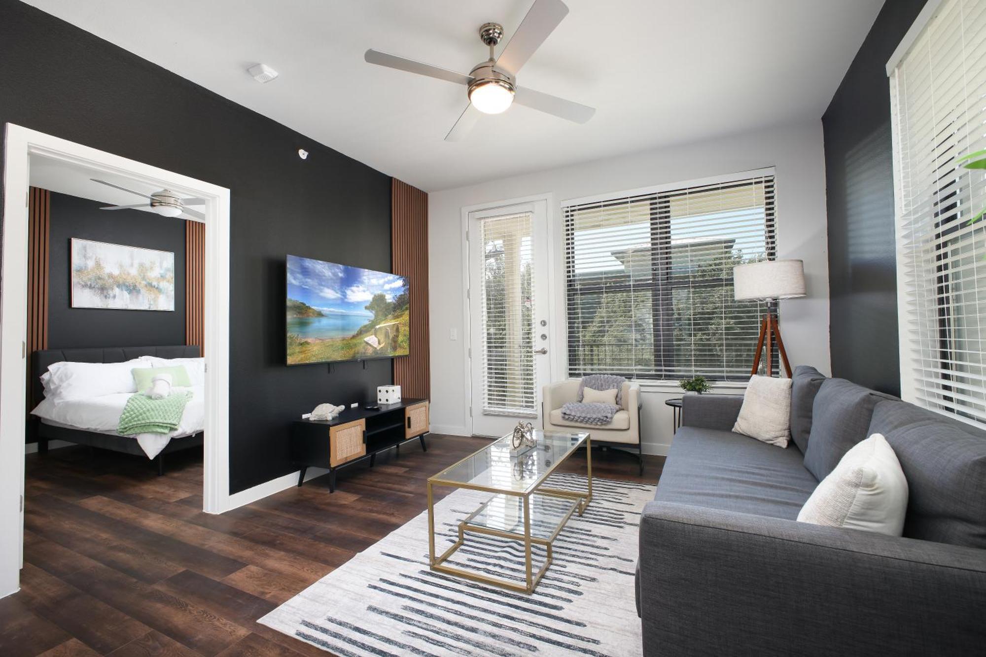 Apartment Modern 2Brescape W Gym Parking Near Rvrwalk & Dome *