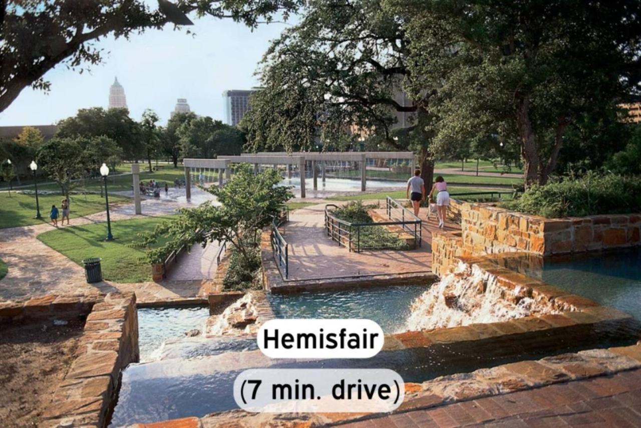 Modern 2Brescape W Gym Parking Near Rvrwalk & Dome Apartment San Antonio