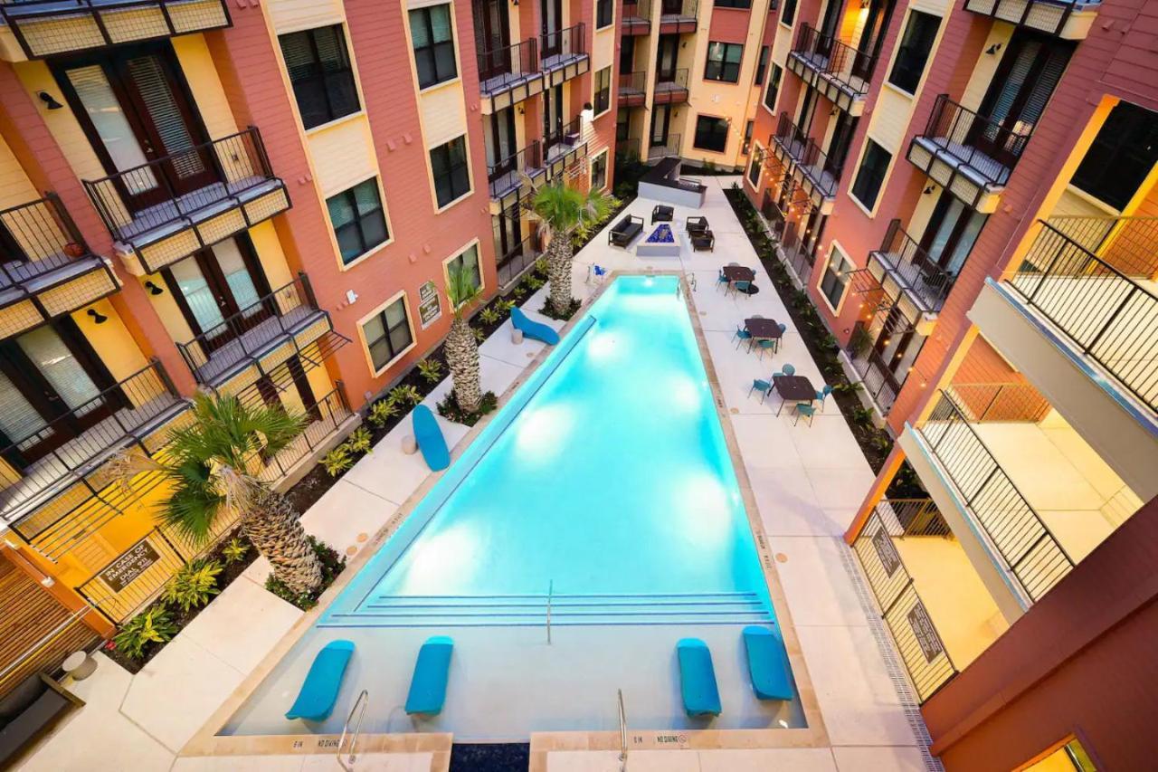 Apartment Modern 2Brescape W Gym Parking Near Rvrwalk & Dome *