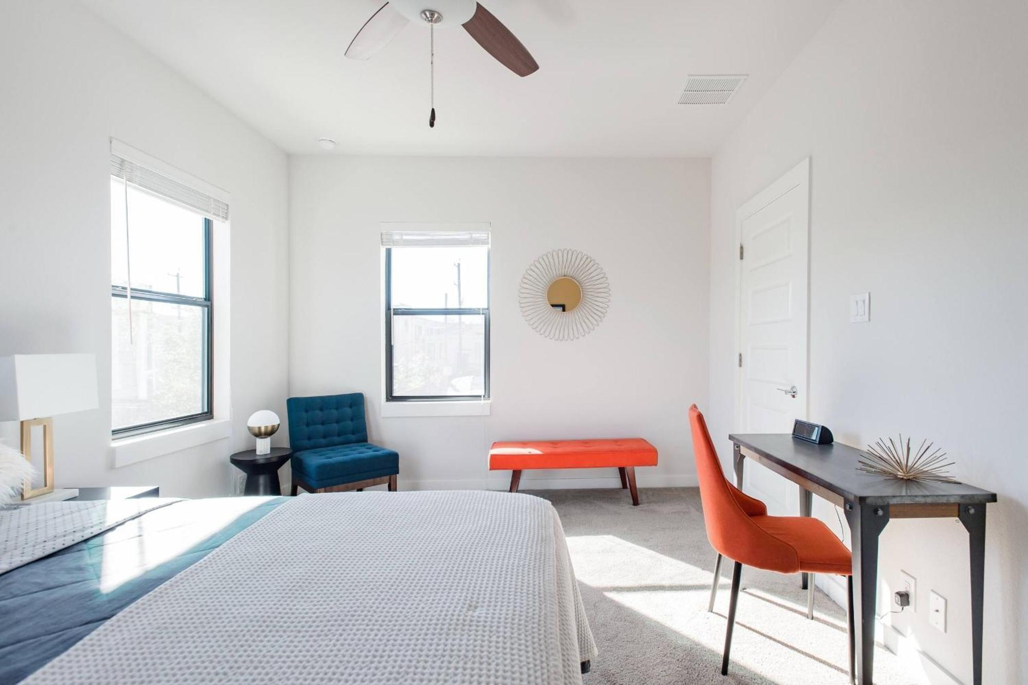 Holiday home Explore The River Walk From Artsy Designer Retro Chic