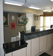 La Quinta By Wyndham Brooks Base 3*