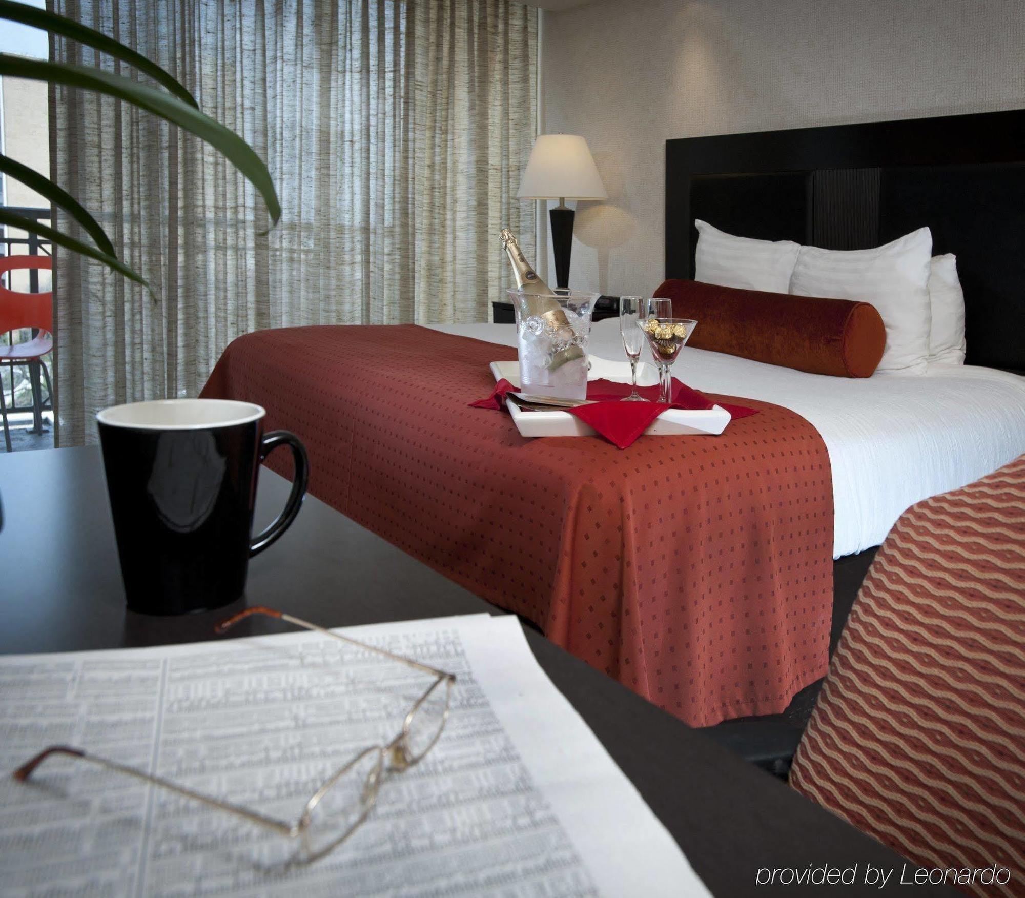 Hotel El Tropicano Riverwalk San Antonio
