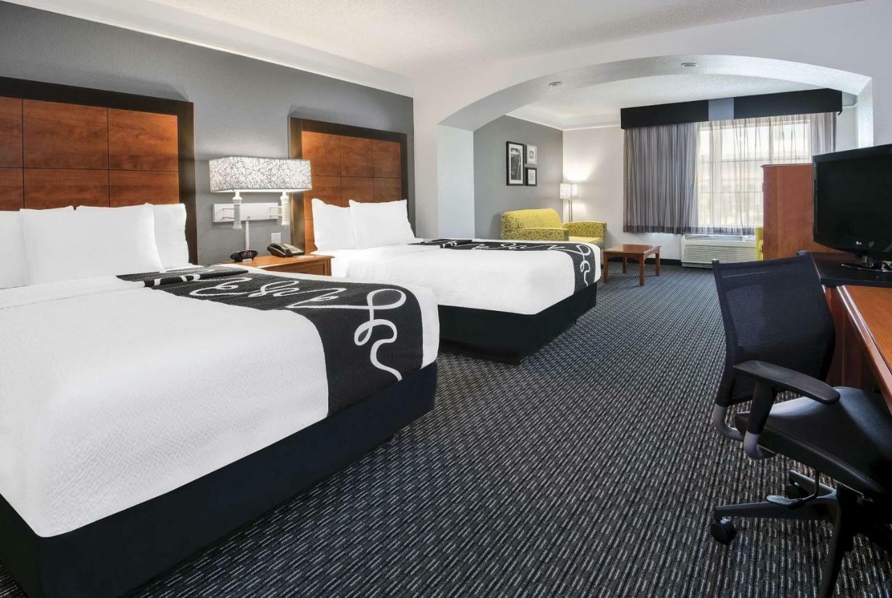 La Quinta & By Wyndham Riverwalk 3*