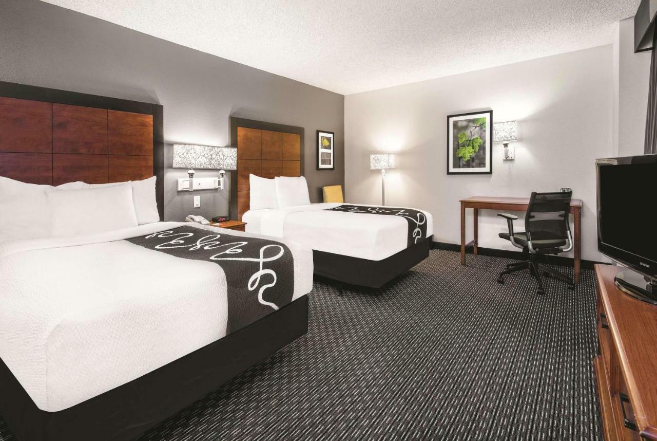 Hotel La Quinta & By Wyndham Riverwalk San Antonio