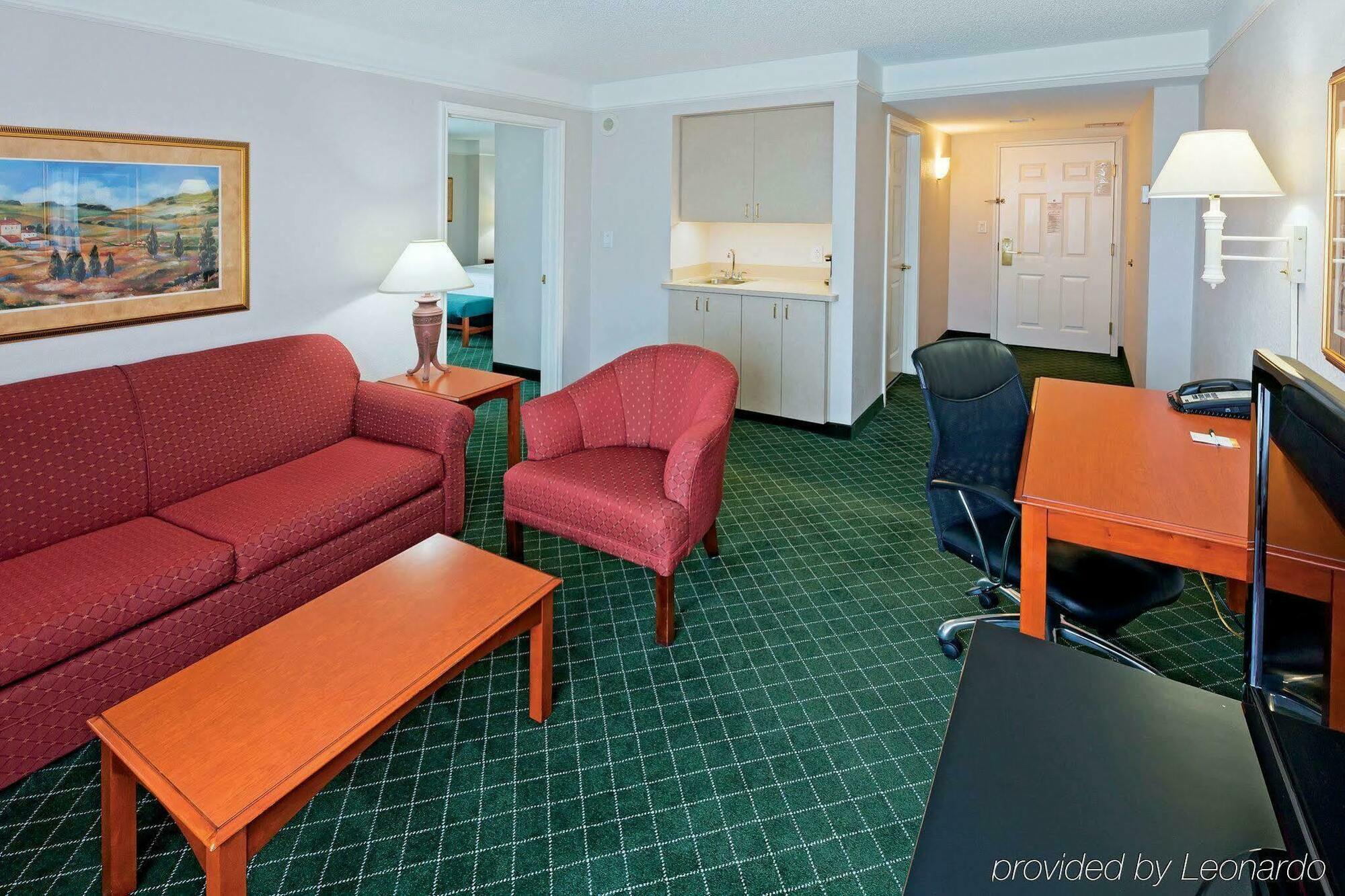 La Quinta & By Wyndham Riverwalk Hotel San Antonio