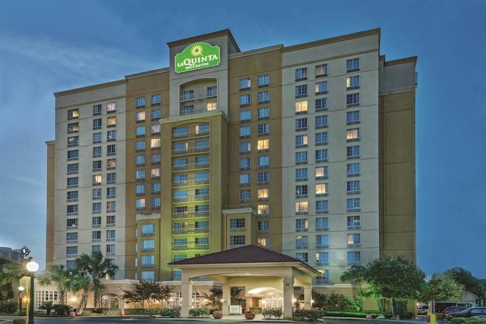 La Quinta & By Wyndham Riverwalk Hotel San Antonio