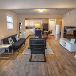 Nice 3B 2Ba Near Downtown 2 Min Atandt Center
