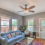 Charming Getaway Less Than 1 Mi To Dtwn And River Walk!