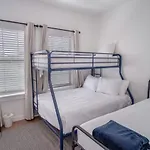 Brand New 4 Stylish 3Br Near Exciting Downtown