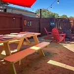 San Antonio Family Home With Game Room And Fire Pit!