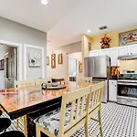 Woodlawn Hideaway