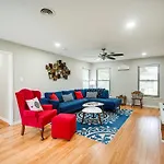 Pet-Friendly San Antonio Home With Spacious Yard!