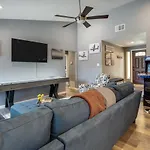 San Antonio Home With Private Hot Tub Pet Friendly!