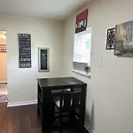 Walk To The Alamodome! Sleeps 6, Pet Friendly