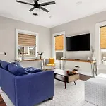 Reduced! Pearl Townhomes Combined. Sleeps 16