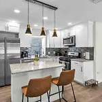 Modern Base - Lackland Delight