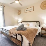 Riverwalk Penthouse Oasis W/Free Parking Gym Pool