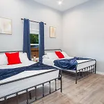 Seize The Moment 4Br3Ba Gem W Downtown Views