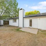 16414 Charming 4-Bedroom Home In Desirable San Antonio