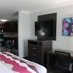 Best Western Medical Center North Inn & Suites Near Six Flags