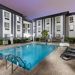 Best Western Medical Center North Inn & Suites Near Six Flags