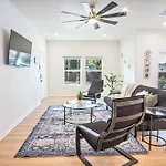 Urban Delight 4Br3Ba Near City Center