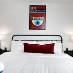 Blue Note - A Birdy Vacation Rental