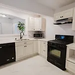 Stunning 6Br Victorian Sleeps 25