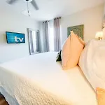 Family Cottage Cozy Family Gem Near Seaworld Lackland