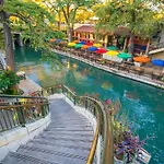 Pet-Friendly Haven In San Antonio