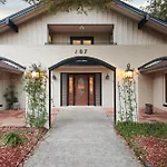 Sleeps 16 Private Pool Sport Court Hot Tub Arcade
