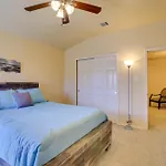 San Antonio Abode With Yard Less Than 4 Mi To Lackland