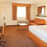 Place Du Marche La Quinta Inn