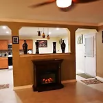 Your Ideal Getaway Home! Close To Utsa & Six Flags