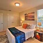 Spacious San Antonio Home - 5 Miles To Seaworld!