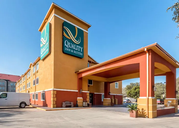 Quality Inn & Suites Seaworld North