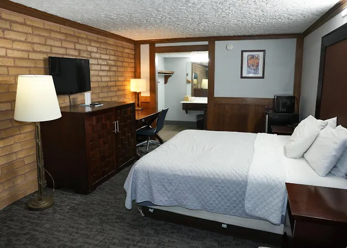 Rittiman Inn And Suites