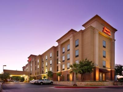 Hampton And Airport Hotel San Antonio