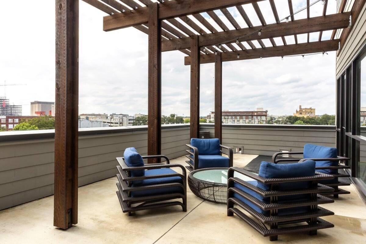 Black Swan - Rivera On Broadway - Free Parking Holiday home