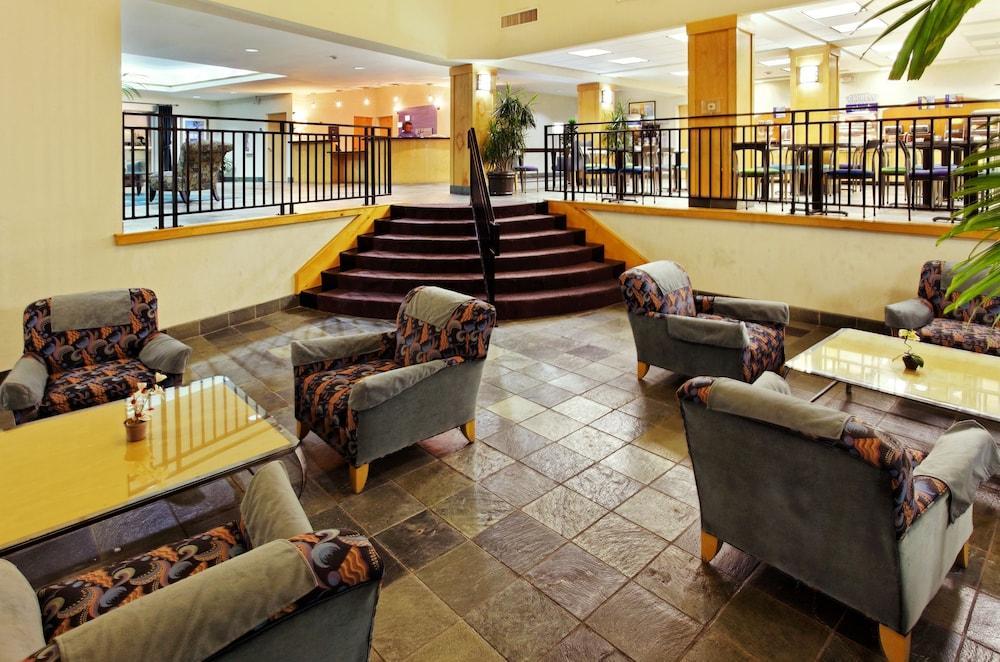 Hotel Express & - Rivercenter Area By Ihg 3*