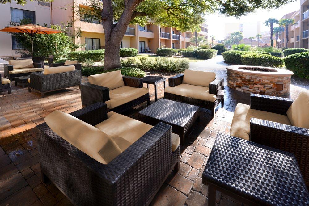 Courtyard By Marriott Downtown 3*