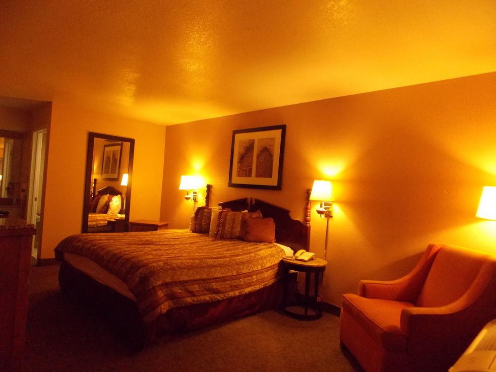 Econo & Downtown Hotel San Antonio