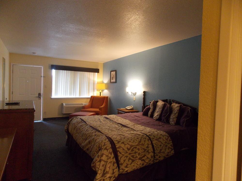 Econo & Downtown Hotel San Antonio