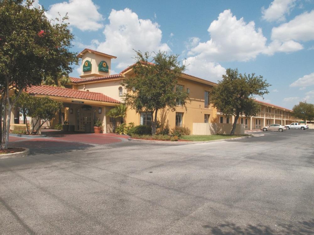 La Quinta By Wyndham I-35 N At Rittiman Rd Hotel 3*